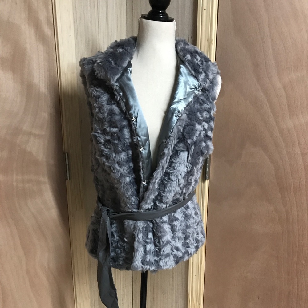 Kaktus faux fur vest!!!