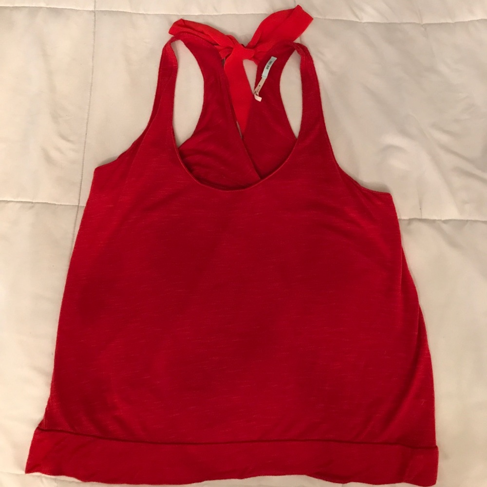 Cute red top