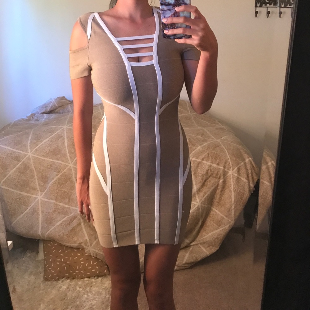 BEBE TAUPE/WHITE BANDAGE DRESS ♥️