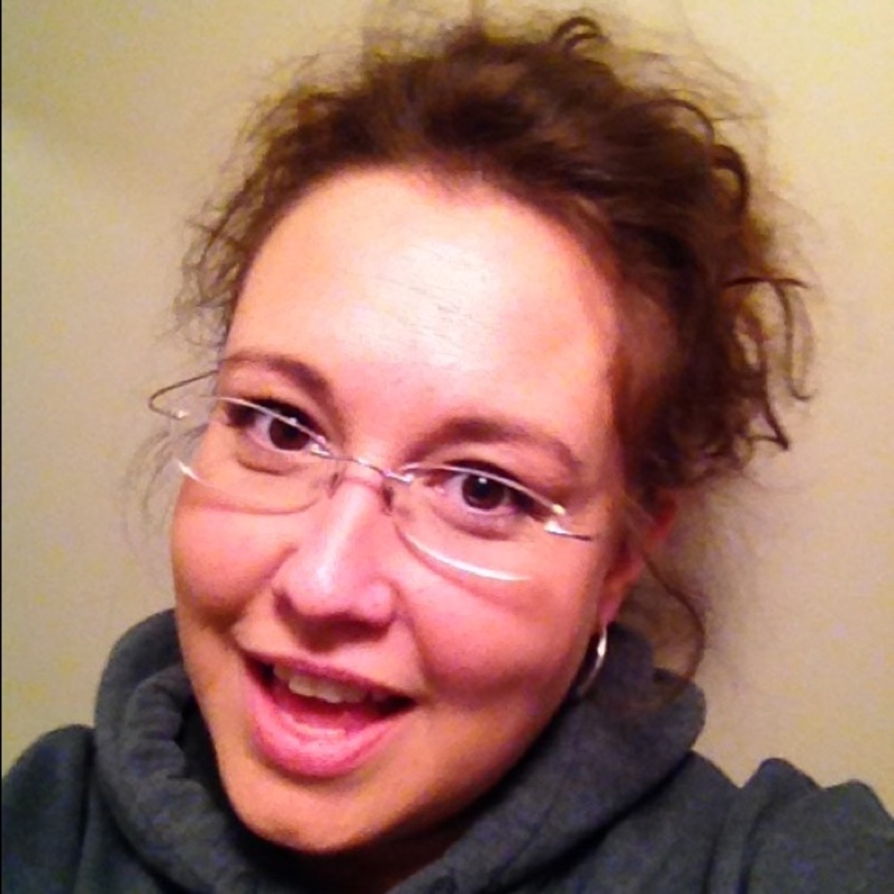 Meet your Posher, Carla