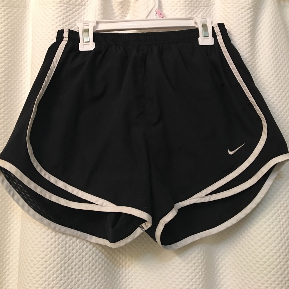NWOT Black Nike Short