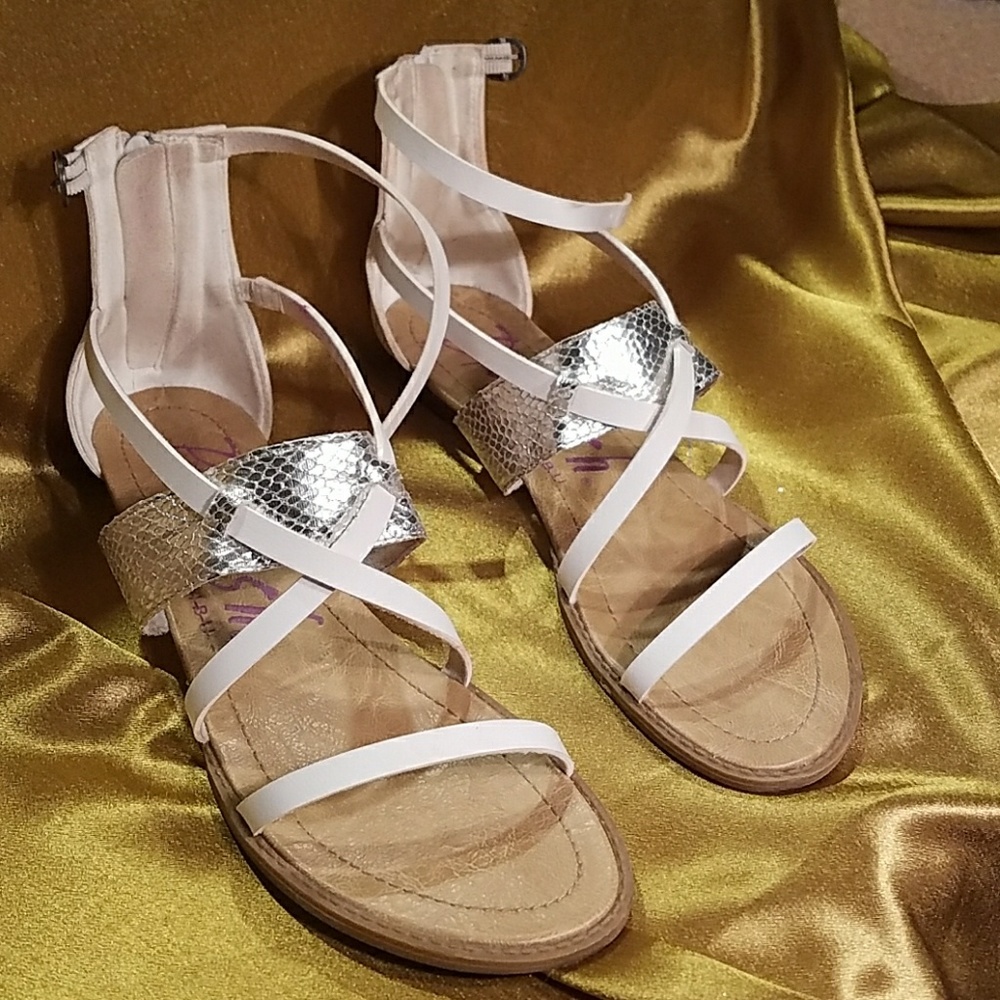 White sandles