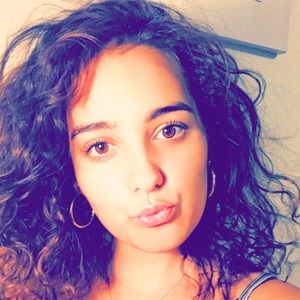 Meet your Posher, Veronica