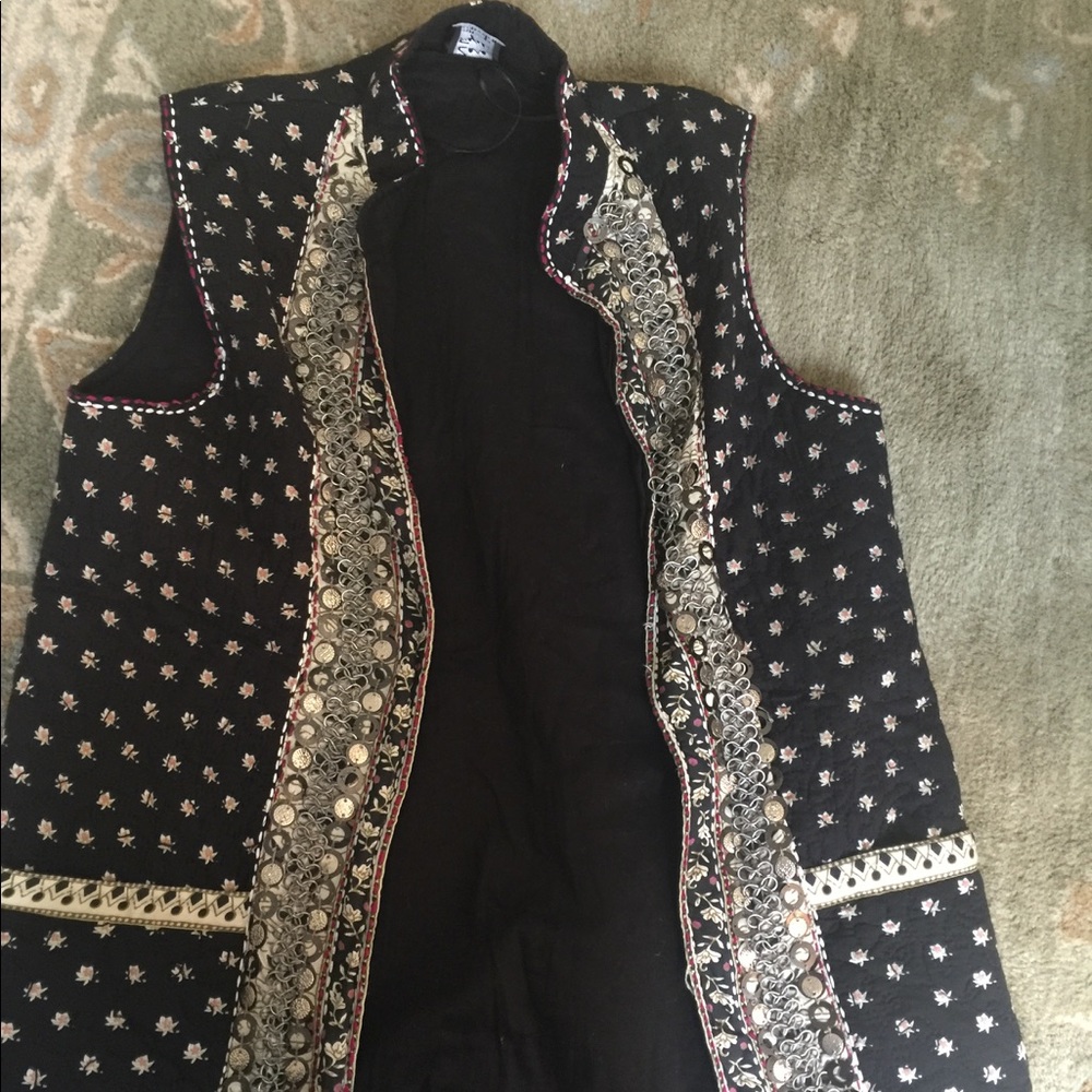 Zara Quilted metal detail vest.