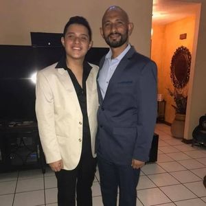 Meet your Posher, Edgardo