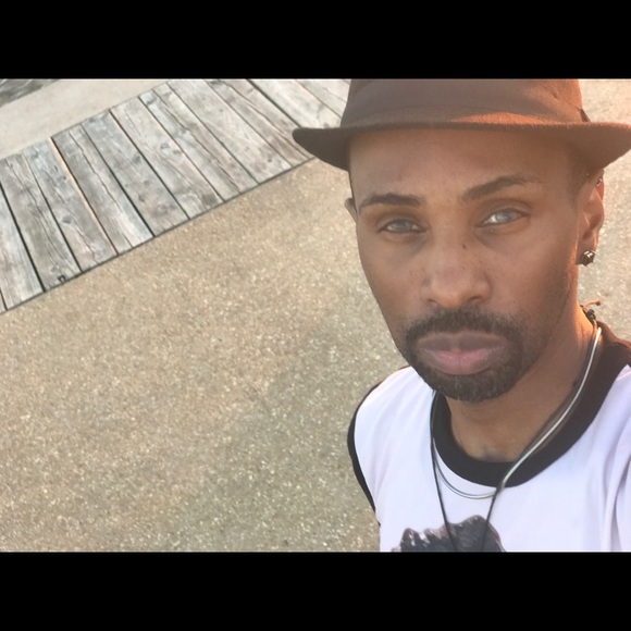 Meet your Posher, Anwar - Picture 1 of 1