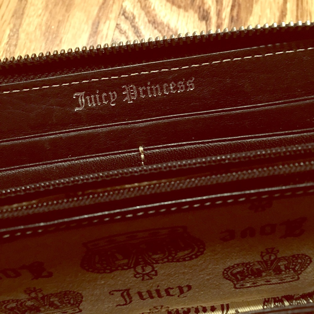 Juicy Couture wallet