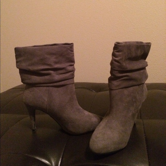 Express Booties - Picture 2 of 2