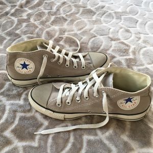 Converse Mid Tops