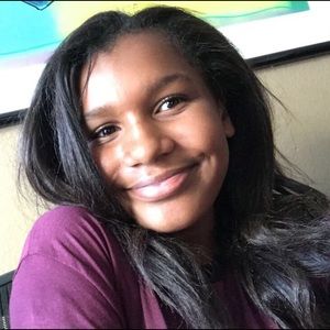 Meet your Posher, Angelina