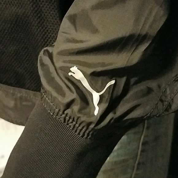 BRAND NEW Puma x Ferrari Jacket - Picture 4 of 8