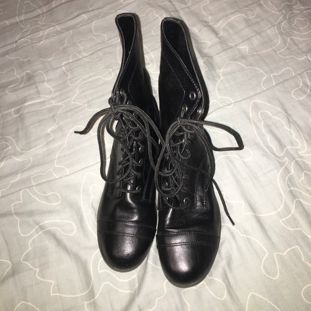 black combat boots *WORN ONCE*