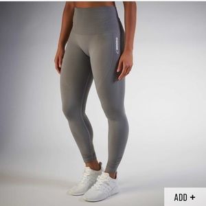 GYMSHARK HIGH WAISTED SEAMLESS LEGGING
SLATE GREY