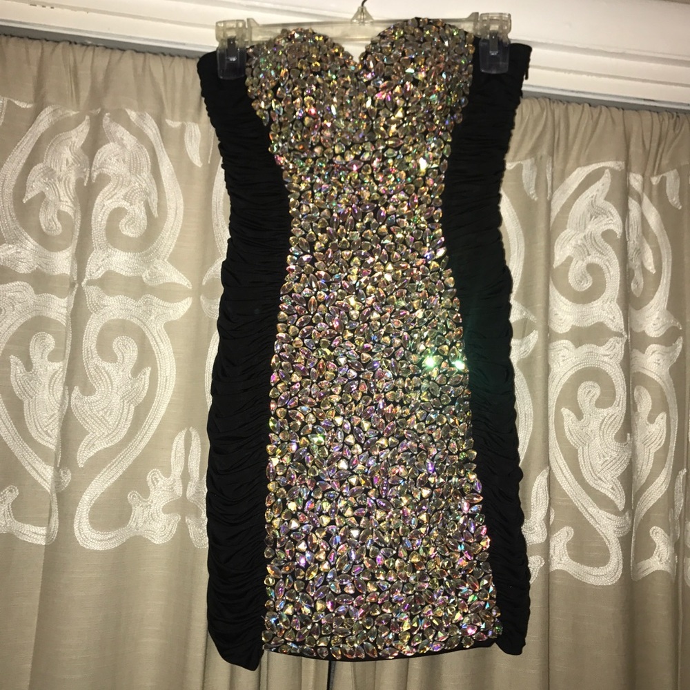 Short cocktail/homecoming dress!