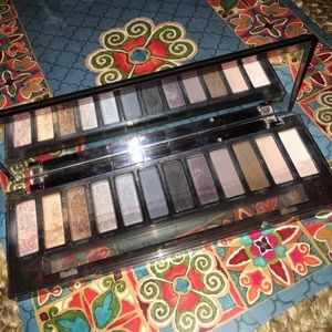 Urban Decay NAKED SMOKY