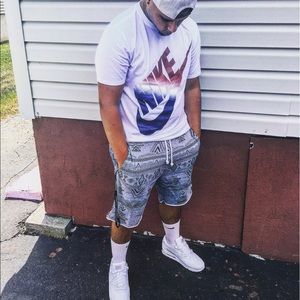 Meet your Posher, Derik