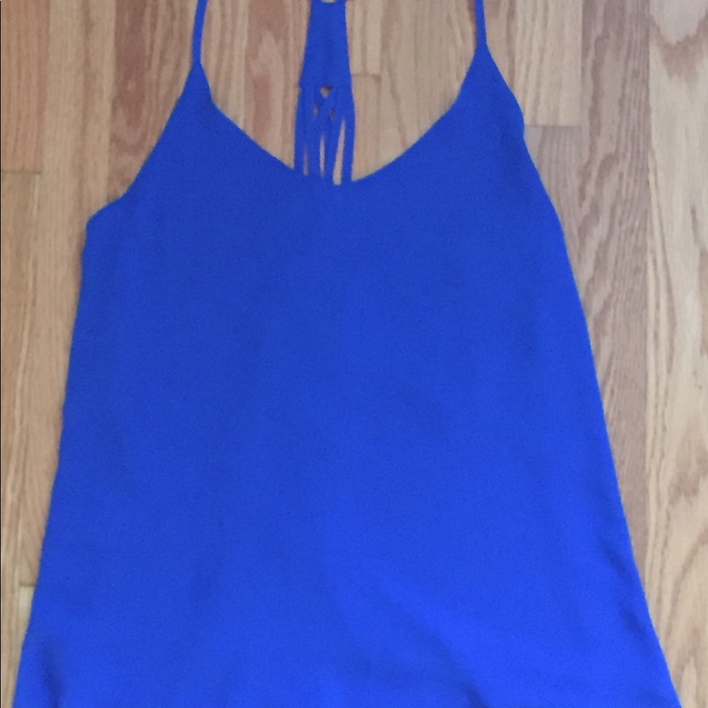 SOLD Pretty Royal Blue Top 💙 - Picture 5 of 6
