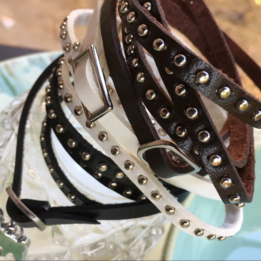 Bling💎 PUG charm on leather bracelet - Picture 5 of 8