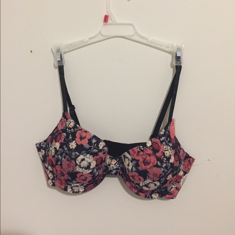 Two brand new bras, size 38C, floral and black