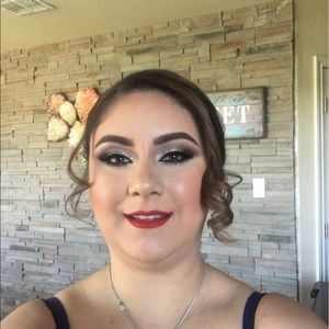 Meet your Posher, Maritza