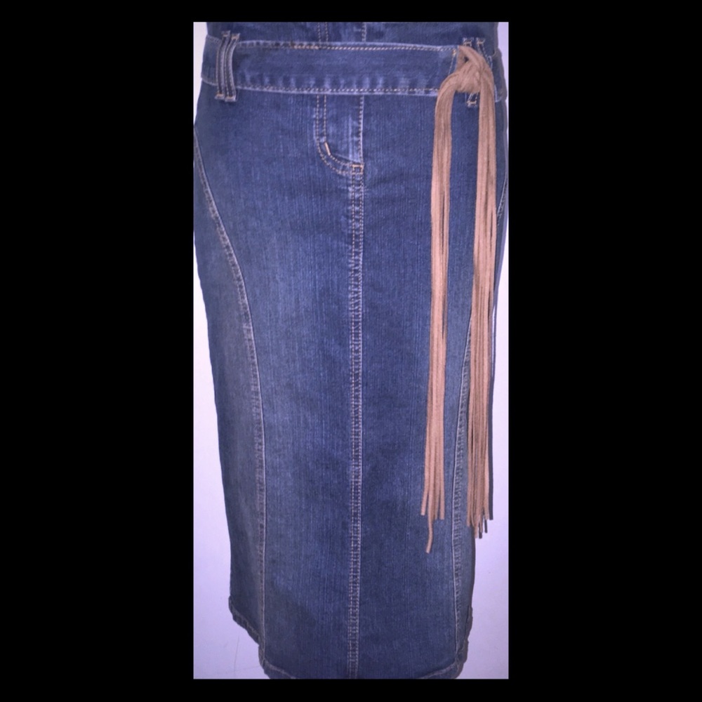 S-Marque Western Denim Skirt-Size S (fits XS/S)