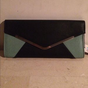 Urban Expressions Vegan Clutch