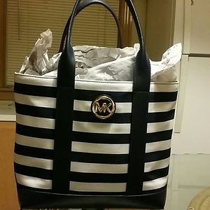 New Micheal Kors bag