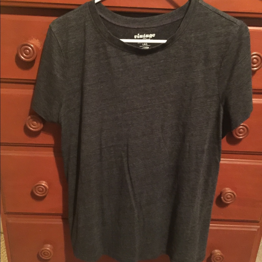Old Navy vintage grey t