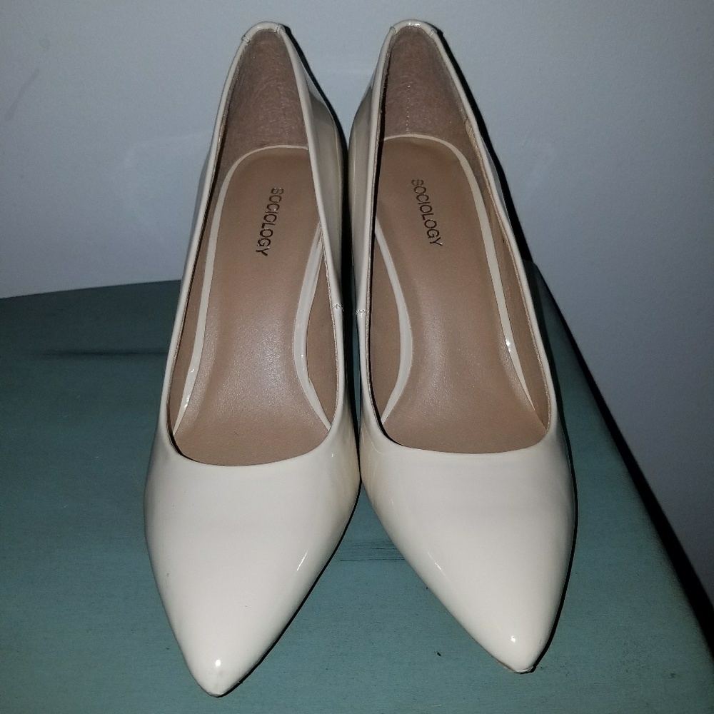 Sociology Nude Point Toe Pumps