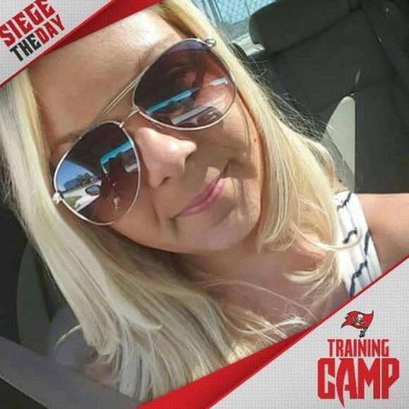 Meet your Posher, Robin - Picture 1 of 1