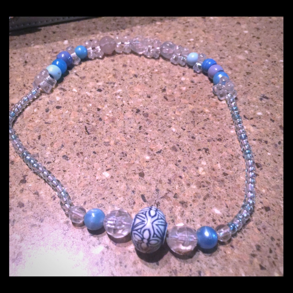 Choker necklace!