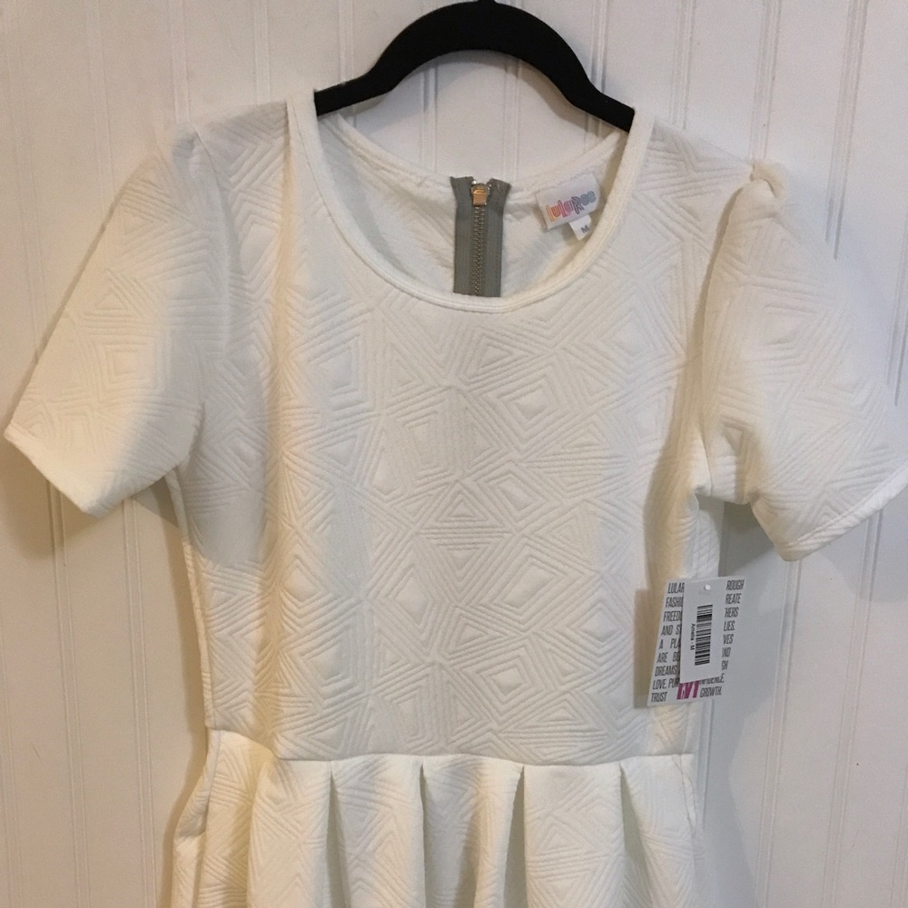 LuLaRoe Amelia