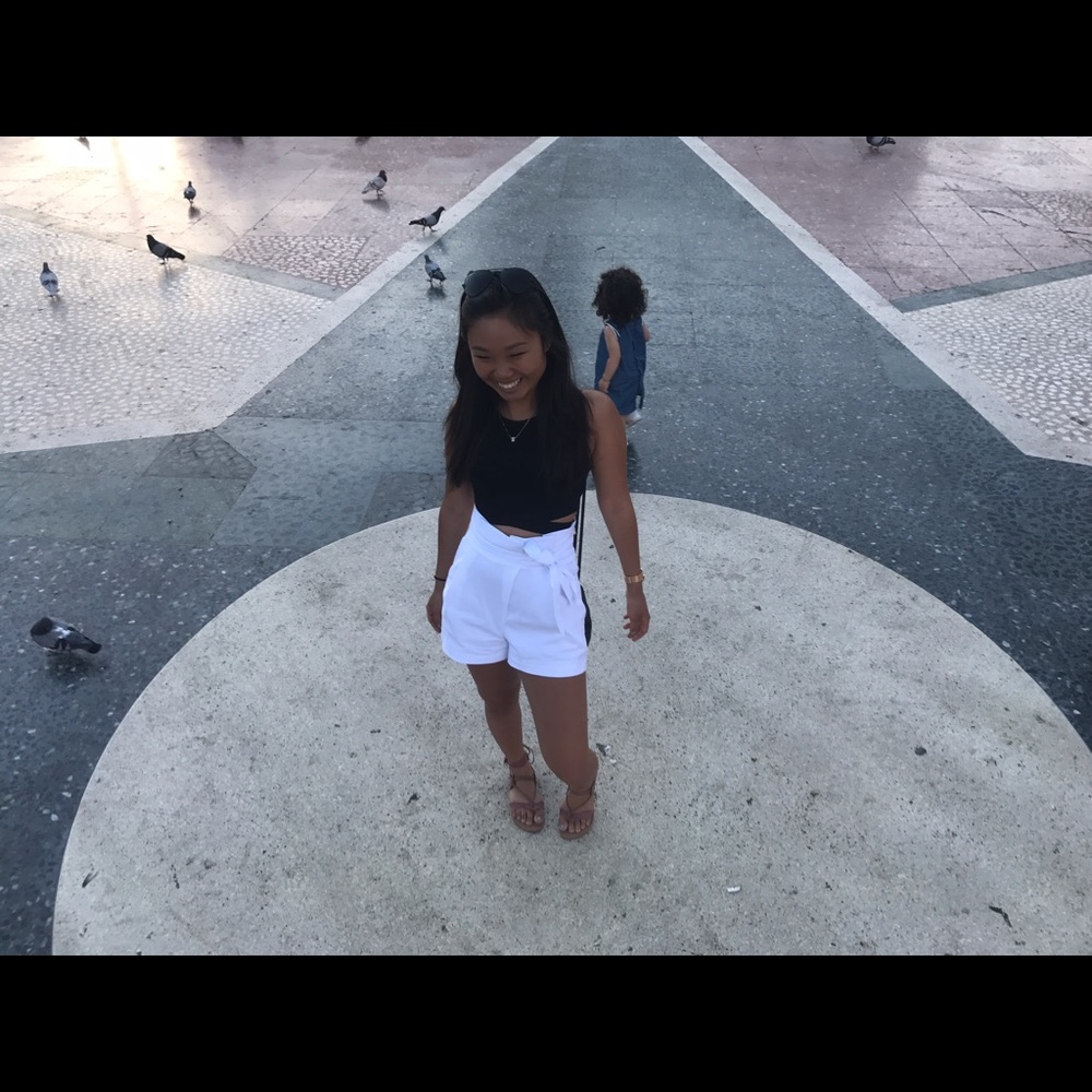 Meet your Posher, Lily