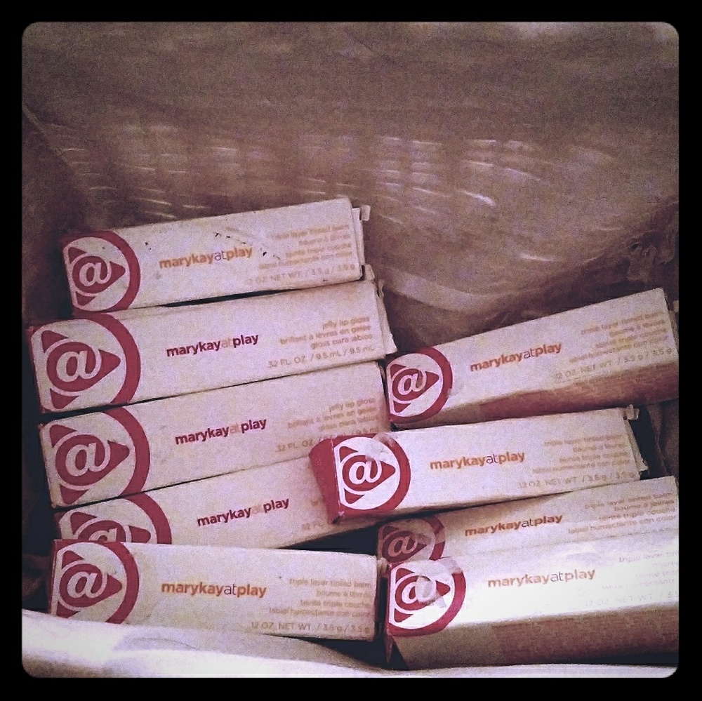 Jelly lip gloss and triple layer tinted balm