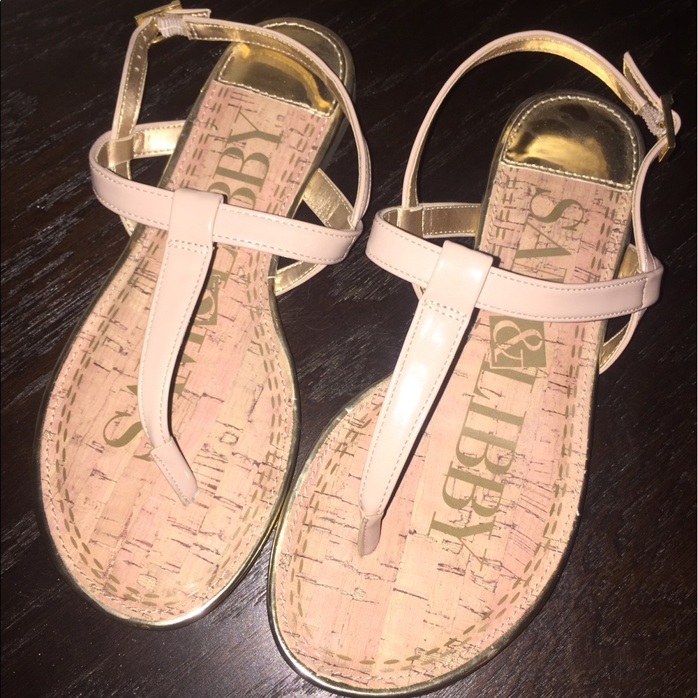 NWOT Nude Sandals