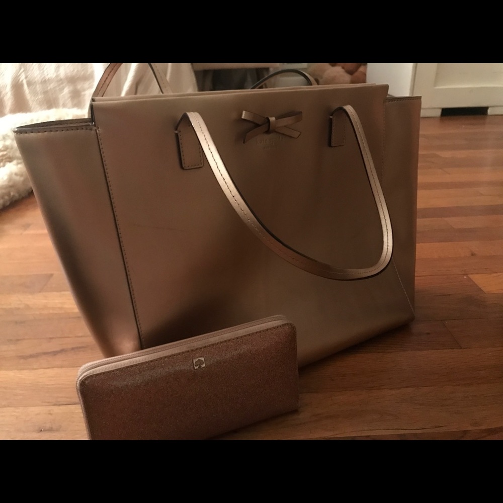 Blush pink Kate spade tote with matching wallet!