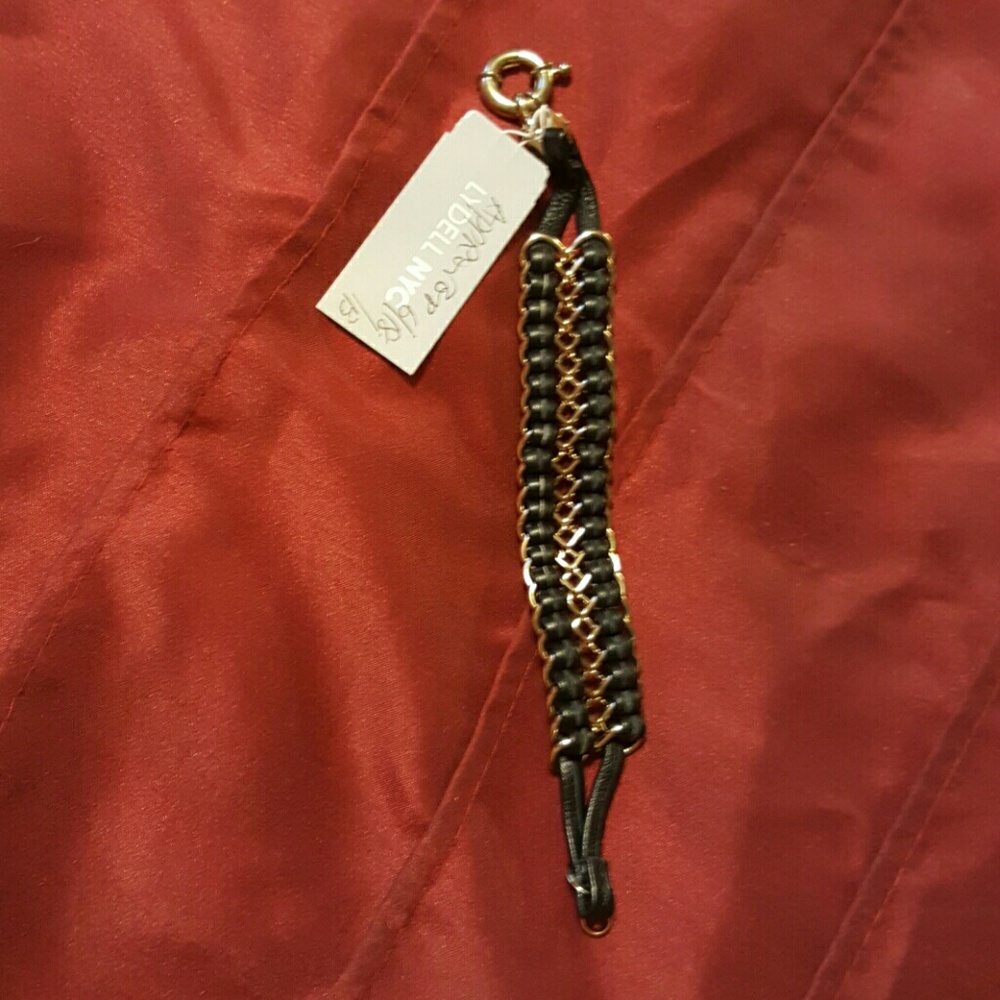 Bracelet brand new, weekend sale  $10