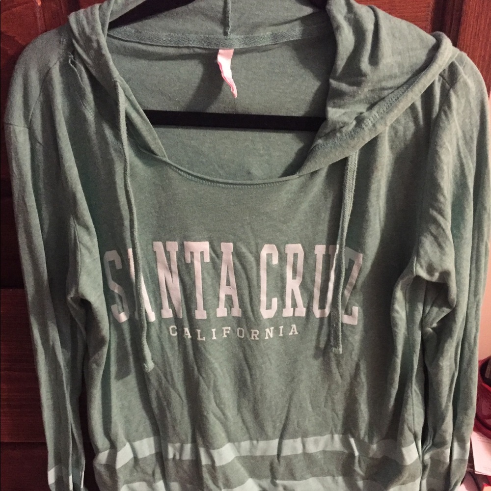 Light Santa Cruz sweatshirt