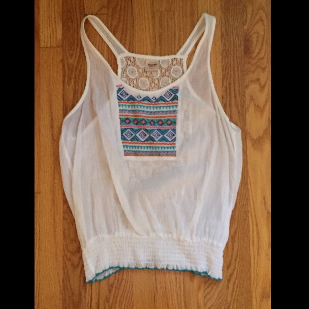 Pretty Boho Hippie Embroidered Top