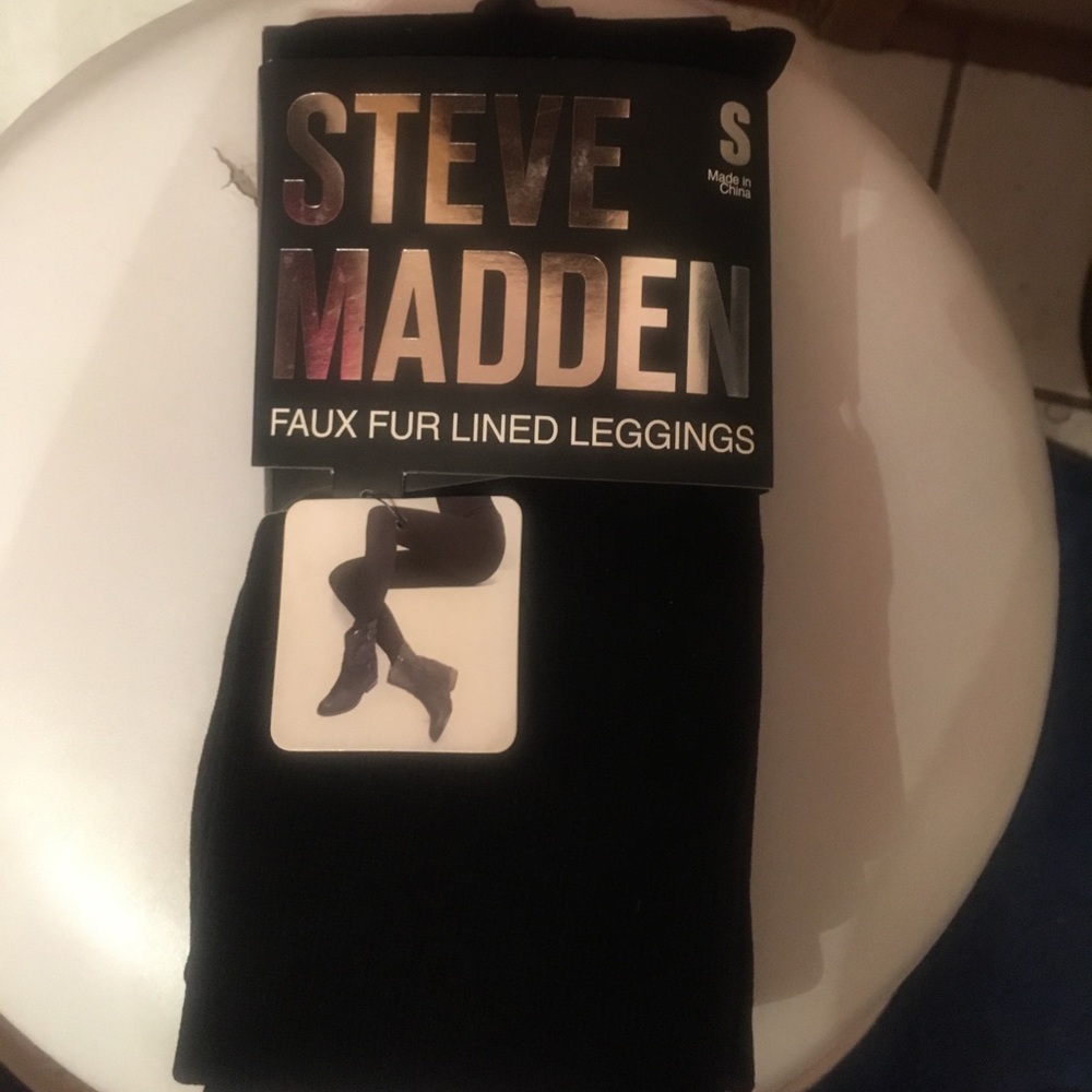 New 1 pair Steve Madden Black Leggings size small.