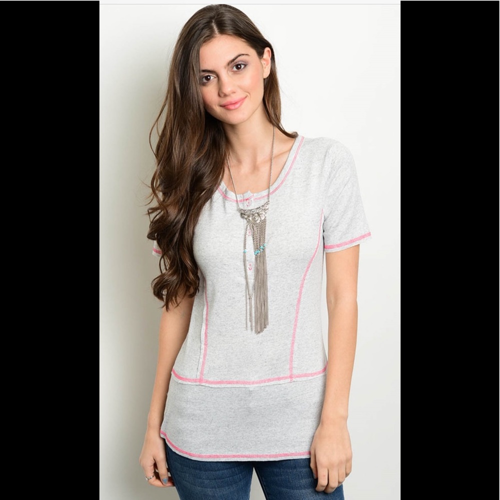 🎊CLOSING!! SEE AD☝🏻🎊🌺🌺Gray Top Pink Trim🌺🌺