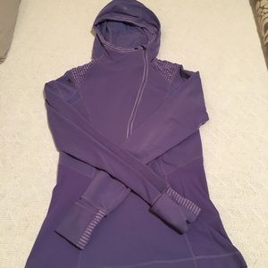 Lululemon 1/2 zip hoodie