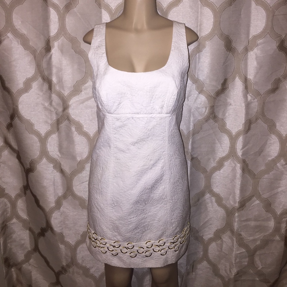 Beautiful classic white dress size 10