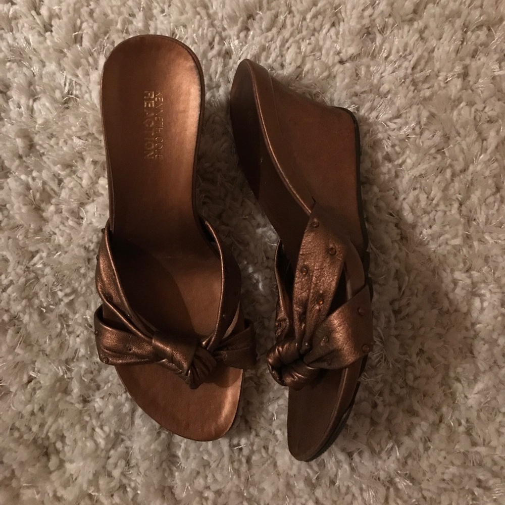 Kenneth Cole brown wedges size 8