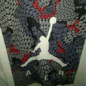 Jordan shirt sz medium