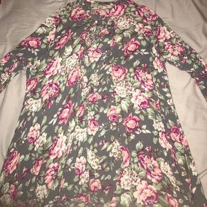 Floral umgee top/dress!!
