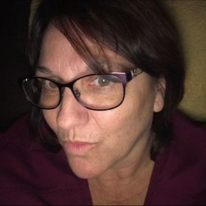 Meet your Posher, Dana