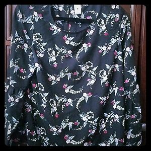 Long sleeve blouse with flowers