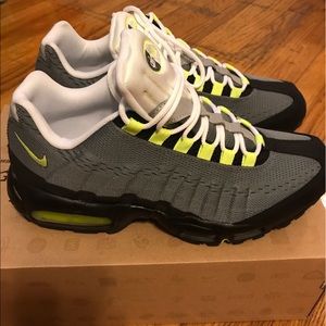 Nike Air Max 95 EM Cool Grey/Volt/Black Men's 10.5