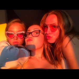 Meet your Posher, Leeza